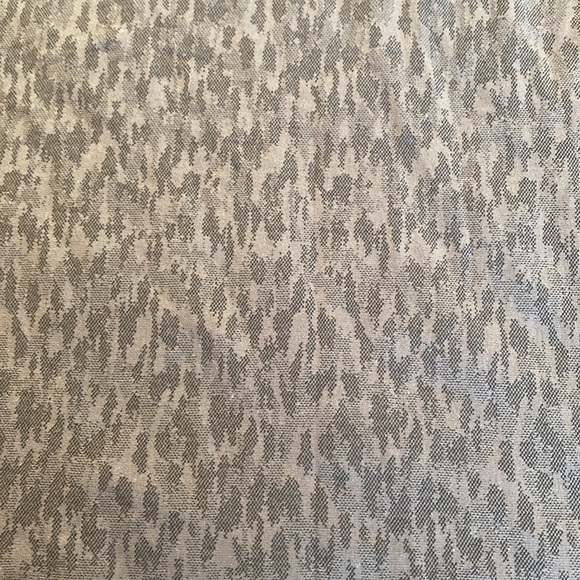 Athleta Momentum Seamless Allure Leopard Print Racerback Tank sz XS - Picture 6 of 11